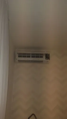 INSTALAÇÃO DE AR CONDICIONADO SPLIT