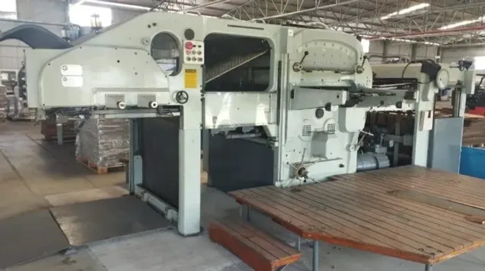 Corte vinco bobst platinun ST 1420 automática 