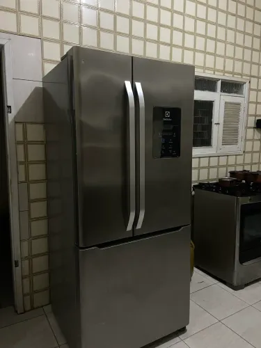 Geladeira Electrolux French Door Inverse Inox - Excelente Estado
