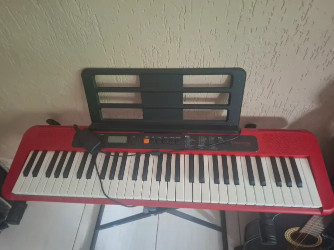 Teclado cassiotone ct-s200