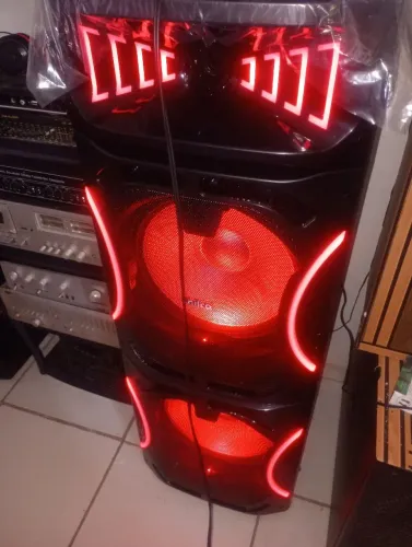 Torre de Som na Garantia e de alta qualidade(precinho muito bom)