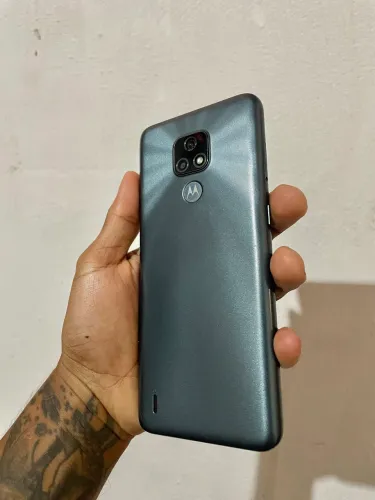 Moto E7