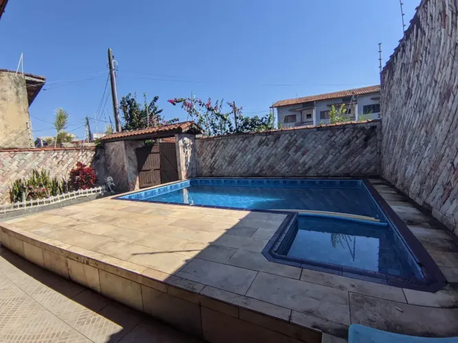 Casa para locação no bairro Tupy - Itanhaém - SP