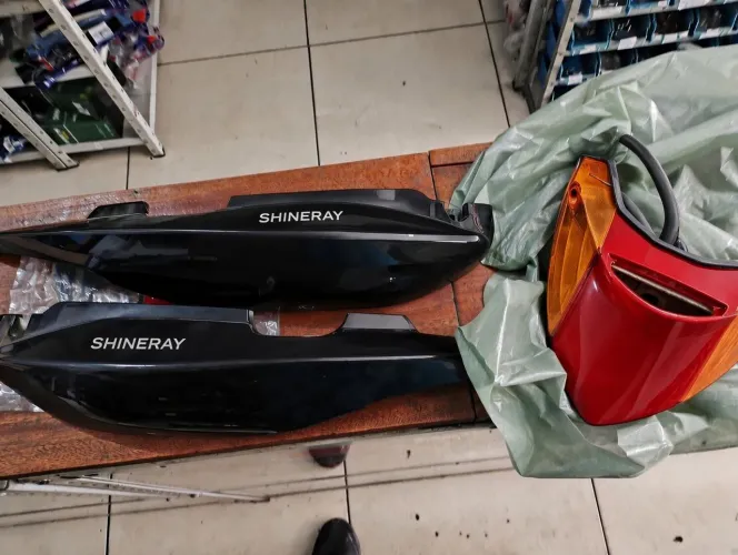 Lanterna traseira e rabeta lateral completa shineray Max fire 150