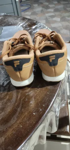 Tênis fila usado 42