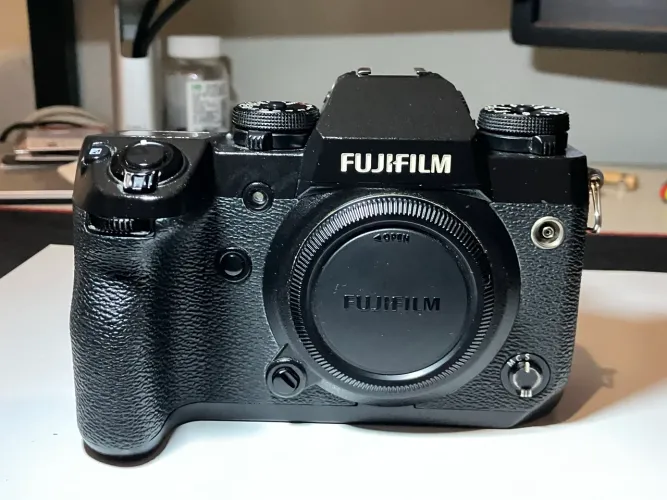 Fuji X-H1, baterias e carregador duplo