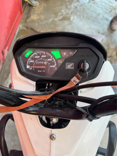 Pop100i 2023 MUITO NOVA