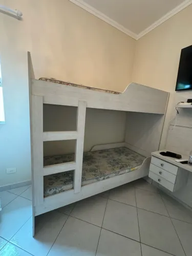 Beliche com colchões