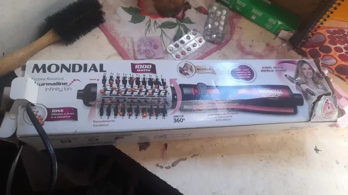 Vendo escova secadora