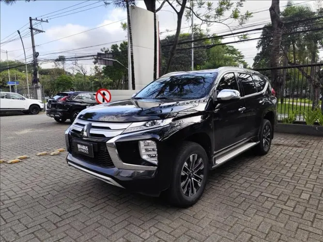 Mitsubishi Pajero Sport HPE 2.5 4X4 Diesel Aut. 2024