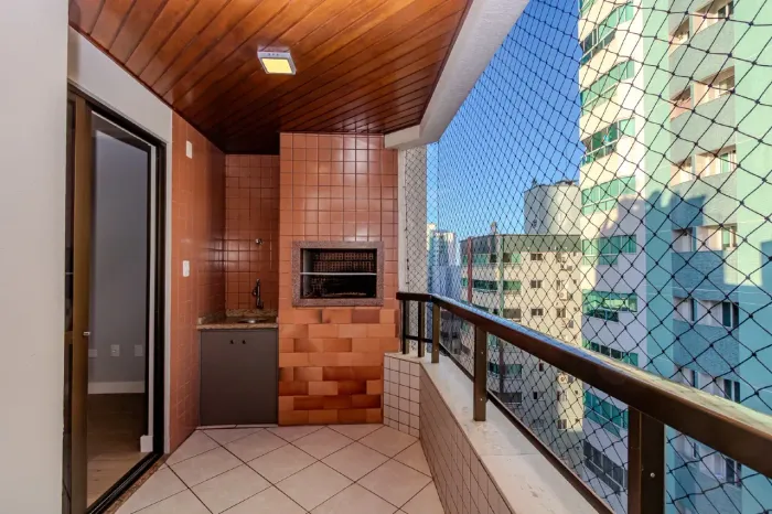 Apartamento á venda no Ed. Príncipe de Gales