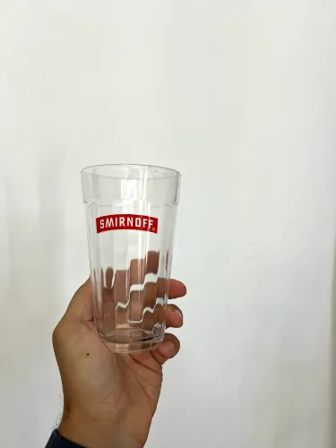Copo grande americano SMIRNOFF