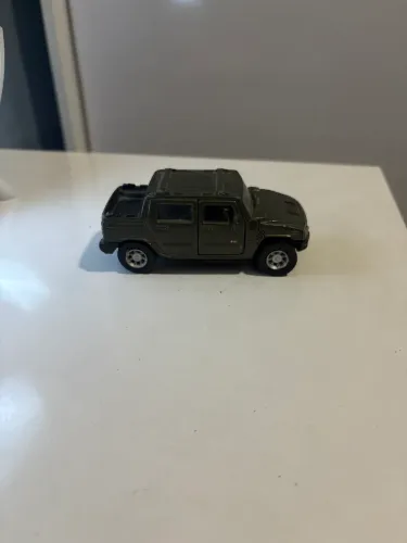 Miniatura Hummer H2 Sut Concept 1/46 Maisto Verde Musgo