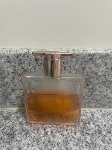 Perfume  idole Aura da Lancôme 