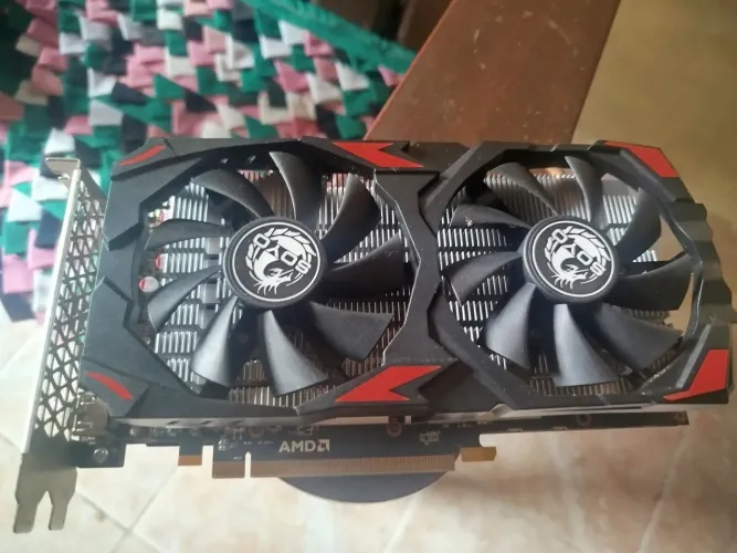 Placa de vídeo RX 580 8GB Defeito