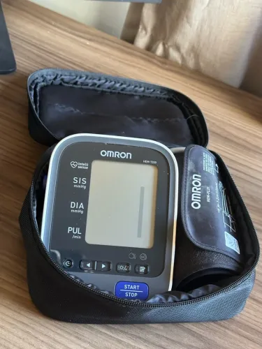 Aparelho de Pressão Omron Automático Braço Control+ HEM 7122 com 1 Unidade