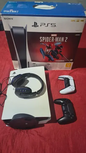 PS5 825GB