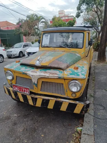 Ford F75 reboque manivela.39.000,00