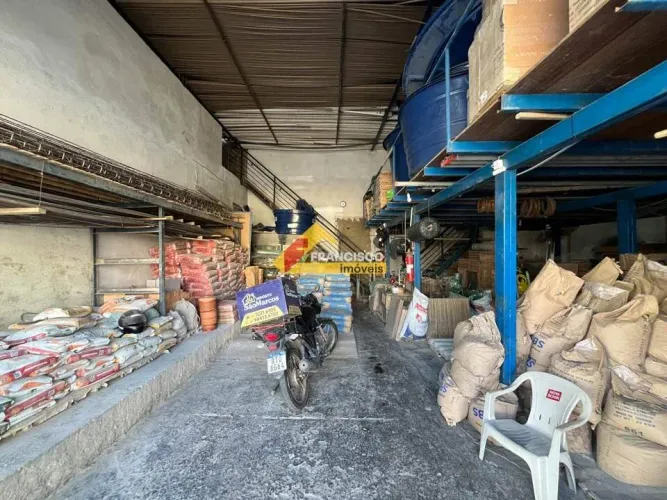 Loja localizado no bairro Bom Pastor