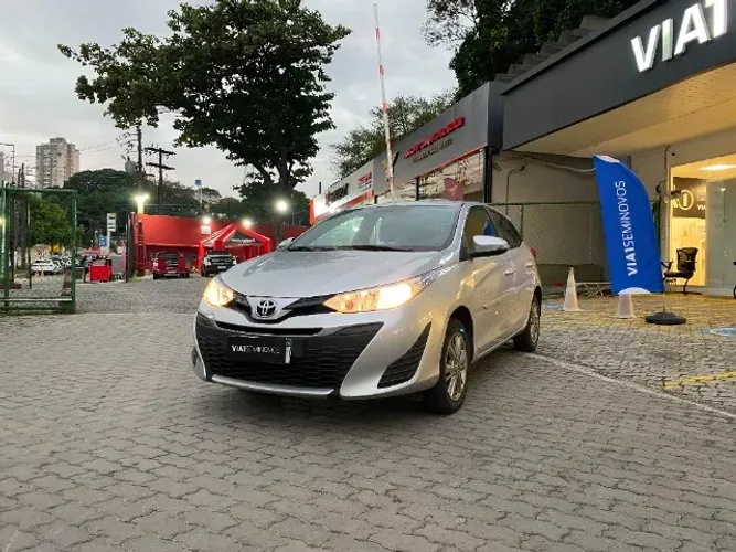 Toyota Yaris XL Plus Con. 1.5 Flex 16V 5P AUT 2021