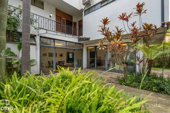 Casa para venda em Vila Morumbi com 4 quartos, sendo 2 suítes, 499m²
