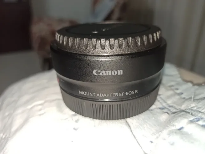 Adaptador Canon EF-EOS R