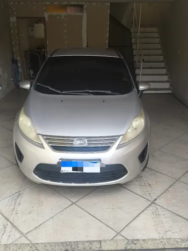 Ford Fiesta Sedan SE 1.6 16V Flex 4P 2013