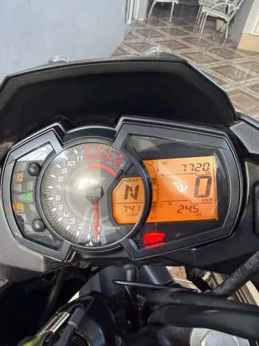 Kawasaki Versys-X 300 2025 - Único Dono