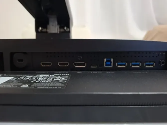 Monitor Gamer Gigabyte, 31.5 POL, QHD, 1MS (de verdade), 170HZ, SS IPS, O Melhor QHD