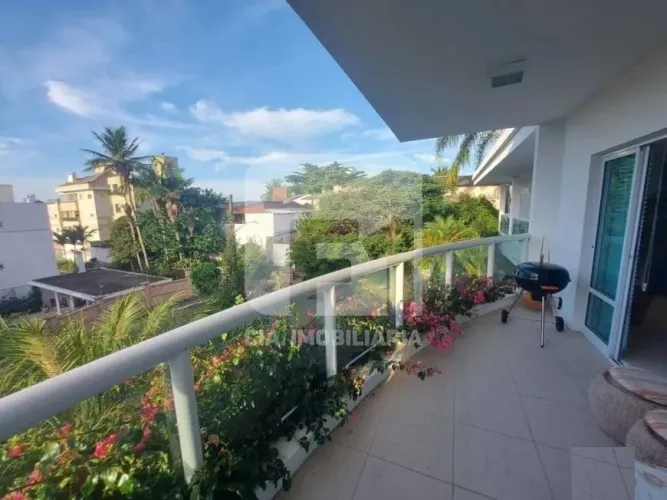 Casa de 7 dormitórios à venda em Canasvieiras