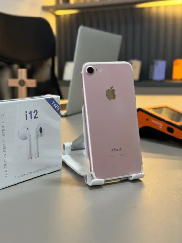 iPhone 7 32GB semi novo 