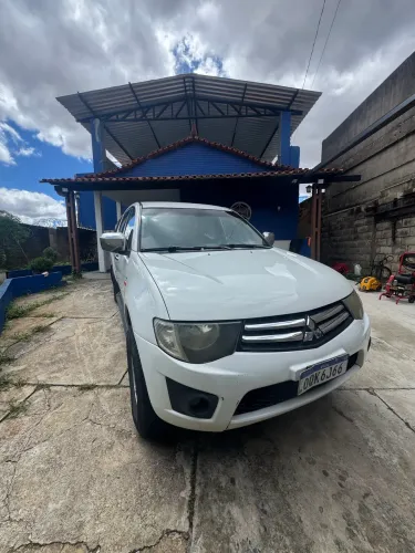 Mitsubishi L200 Triton HPE 3.2 CD TB Int.diesel MEC 2013