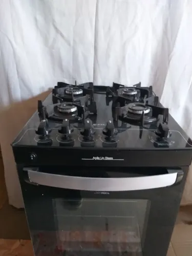 Foção Preto semi novo Atlas Agile,com mesa de vidro automatico bivolt, contato= *