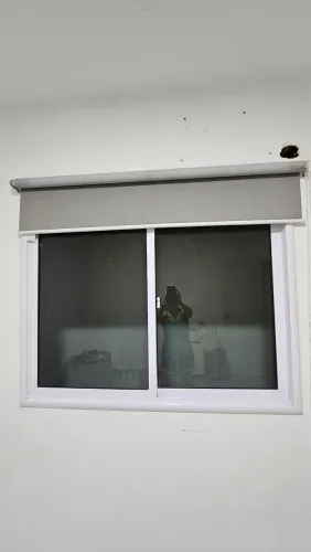 PERSIANA ROLÔ IMPERDÍVEL