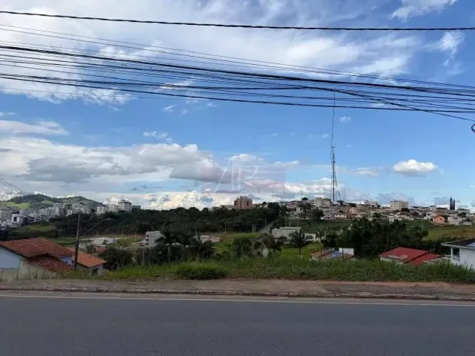 Lote comercial e predial na avenida do recanto dos fernandes!!