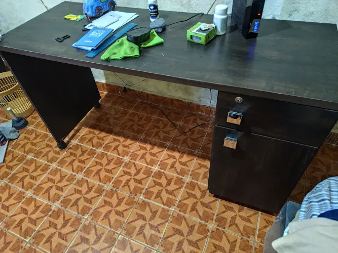 Escrivaninha mesa com rodinha 