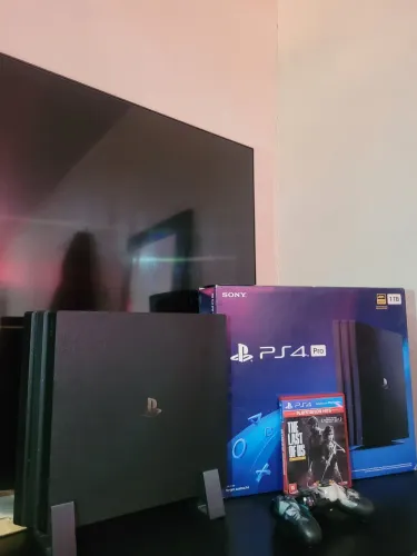 PS4 PRO 1TB SSD!