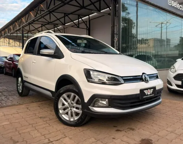 Volkswagen Crossfox 1.6 T. Flex 16V 5P 2015