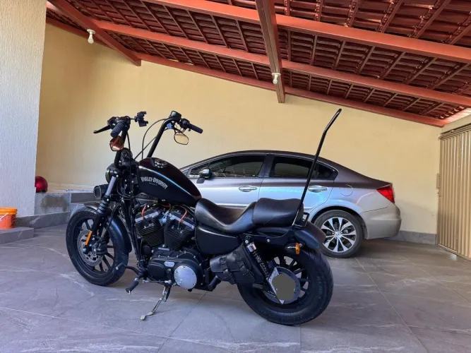 Harley Davidson Iron 883 ESTILO, POTÊNCIA e PRESENÇA