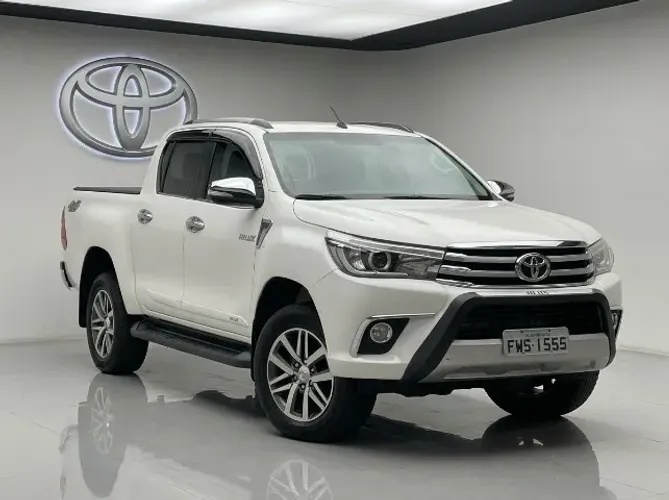 Toyota Hilux CD SRX 4X4 2.8 TDI 16V Diesel Aut. 2017