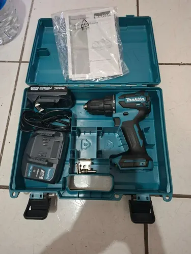 Parafusadeira nova
