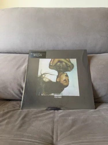 [Exclusivo Eternal Sunshine Tour] Thank u, next - Ariana Grande