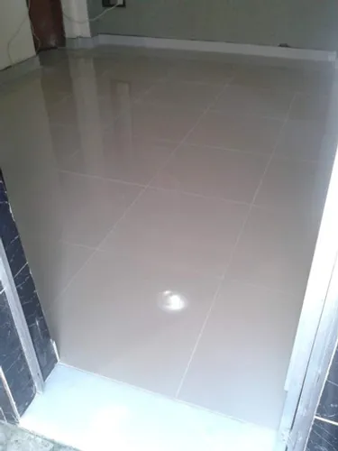 Coloco Porcelanato com nivelador 90,00m2