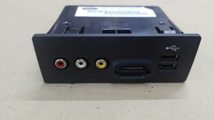 Conector Usb Auxiliar Edge