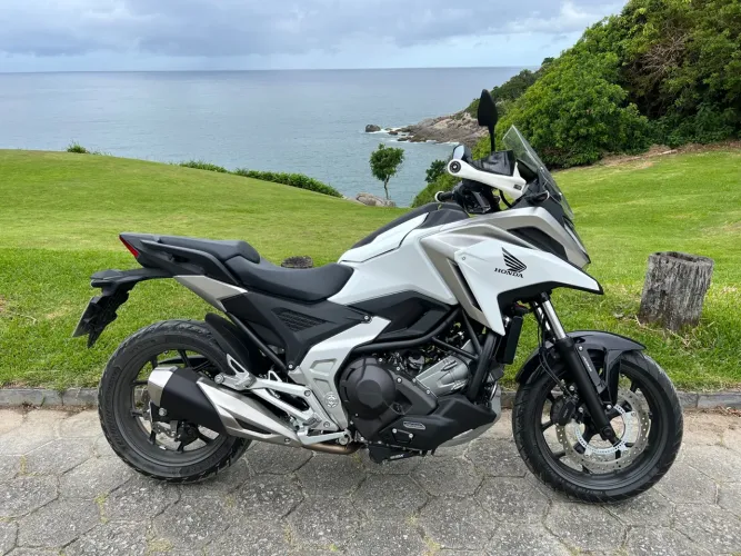 VENDO OU TROCO NC 750X DCT 2023 BRANCA