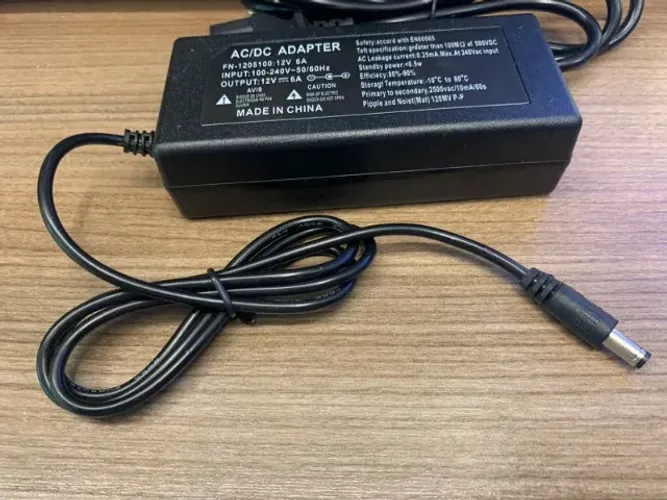 5 Fontes 12 volts 6 amperes BiVolt para Notebooks