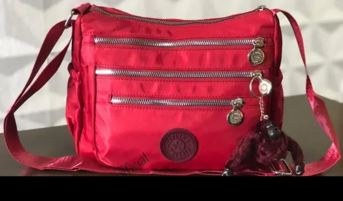 BOLSA NO TACTEL (DISPONÍVEL EM DUAS CORES)