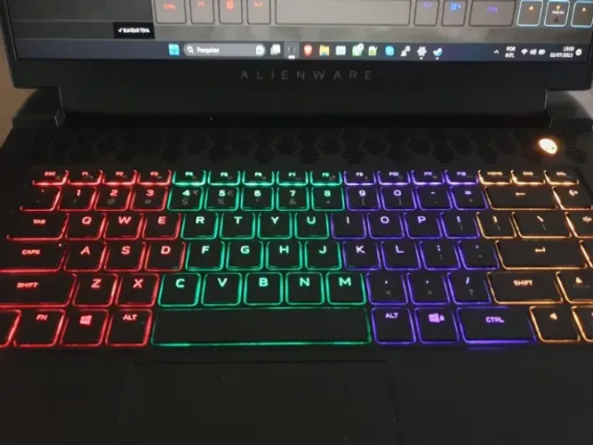 Alienware m15 r6 - i711800H - 32gb - 1TB - RTX 3070 8gb