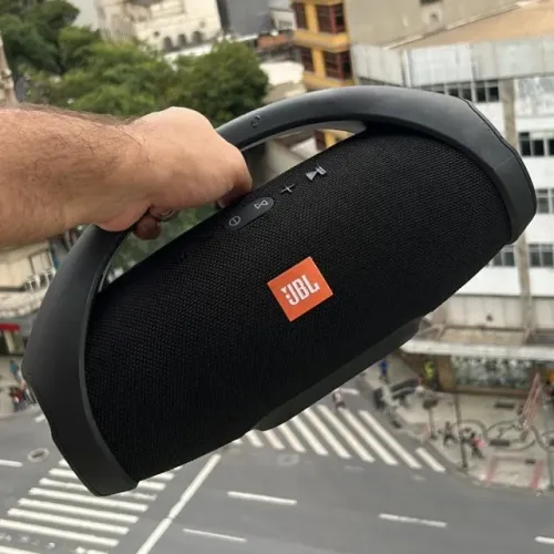 Caixa de Som JBL Boombox Grande 30cm Bluetooth e Radio