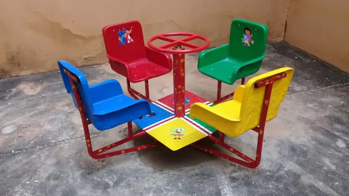 Kit com 03 brinquedos